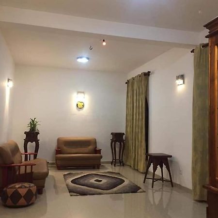 Tinu Homestay Mirissa Luaran gambar